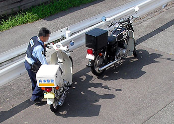 もーしもーしベンチでささやく・・